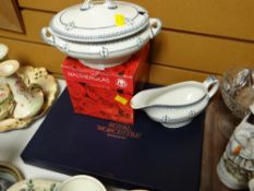 A boxed Royal Worcester Royal Garden pattern cake plate & serving knife together with vintage