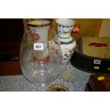 Small parcel of miscellaneous glass and china ware