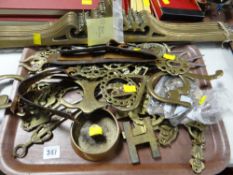 Collection of brass items including horse brasses, vintage brass stair rods etc