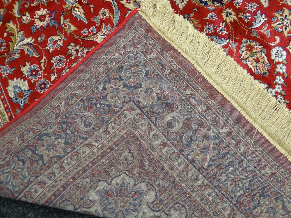 KASHMIR RUG red ground medallion design, 156 x 236cms - Image 4 of 4