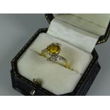 AN 18CT YELLOW GOLD SET DIAMOND & YELLOW STONE RING, 4.1gms