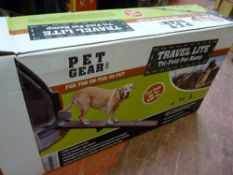 Petgear Inc travel light tri-fold pet ramp