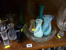 Good parcel of mixed glassware including etched glass vase etc