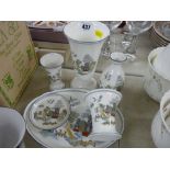 Small collection of Wedgwood 'Chinese Legend' ornamental china