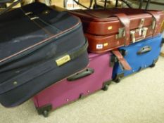 Quantity of modern luggage