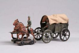 Gespann mit Planwagen.Zwei trabende Pferde auf Sockel, Planwagen, Blech, grau lackiert. Zwei Mann