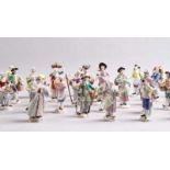 Folge von 34 Figuren "Cris de Paris".Meissen. Modelle von Johann Joachim Kaendler und Peter