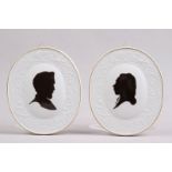 Paar Plaketten.Meissen 1991. In Memoriam. Silhouette von Heinrich Heine und Novalis. Im