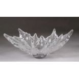 Große ovale Blattschale "Champs-Élysees".Frankreich, Lalique. 2. H. 20. Jh. In Form zweier