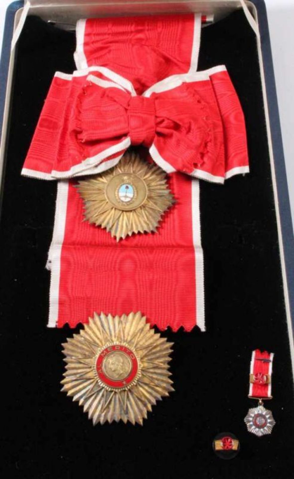 Argentinien. Mai-Orden für Verdienste - Orden de Mayo al Mérito.Großkreuz-Set. Silber, vergoldet und