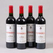 Vier Flaschen Bordeaux.Grand Vin de Bordeaux Pomerol Moueix 2011. 20.00 % buyer's premium on the