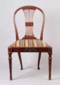 Louis-XVI-Stuhl.England, um 1800. Eiche.Trapezförmiger, beschnitzter Sitzrahmen, runde profilierte