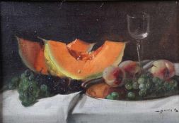 Stillleben. 20. Jh.Auf einem Tisch Melone mit Früchten. L.u. undeutlich sign. Öl/Lwd. H: 30 x 43 cm.