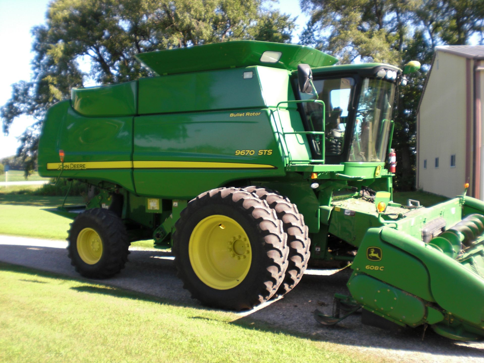 2008 JD 9670 STS Bullet Rotor Combine - Image 3 of 4