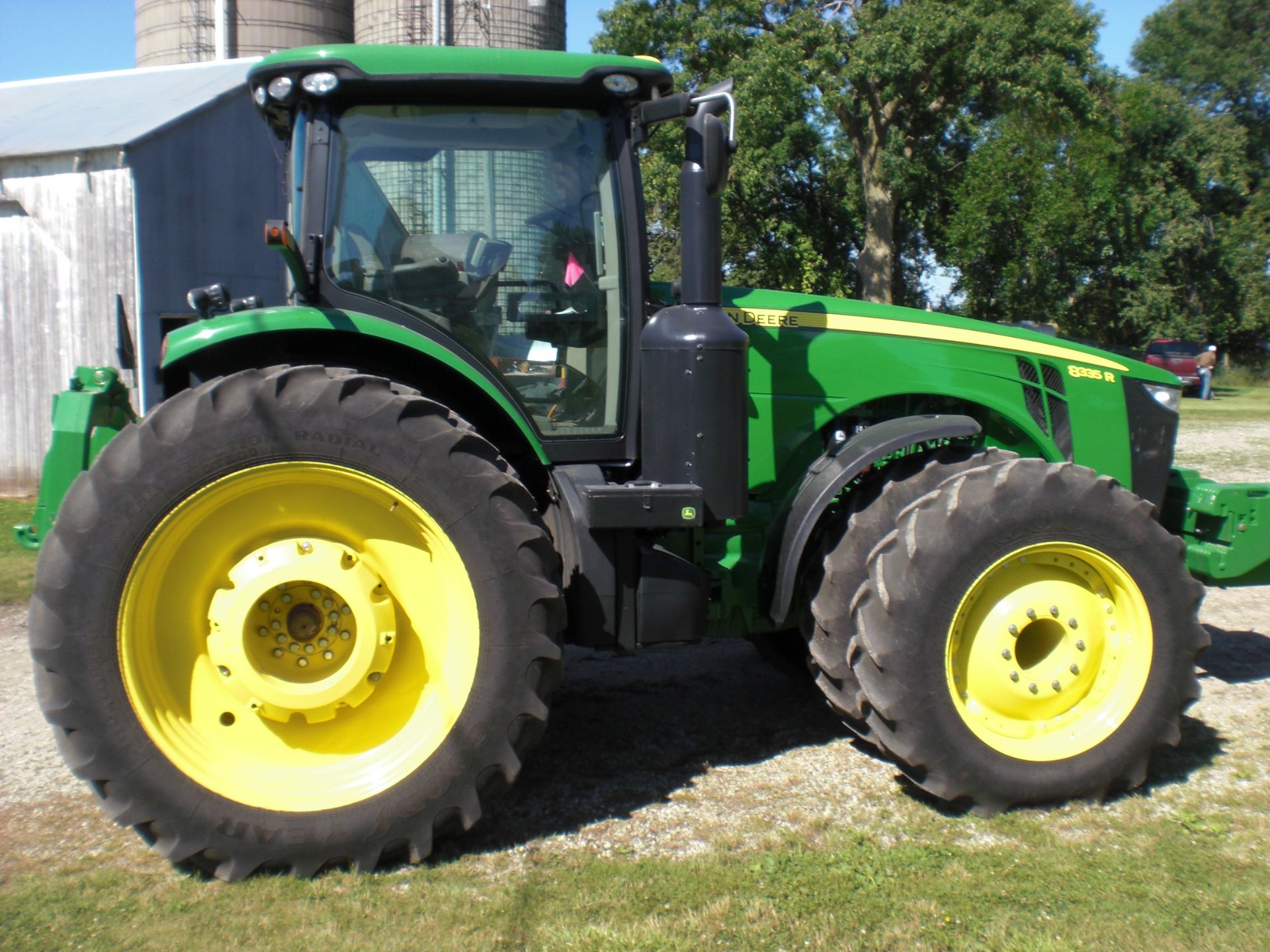 2012 8335R JD MFWD tractor