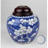 Schultertopf, China Kangxi 1654 - 1722. Porzellan mit blau unterglasur gemaltem Dekor von