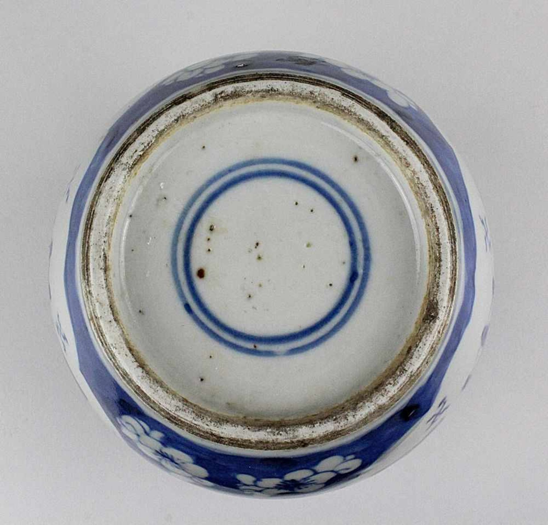 Schultertopf,China Kangxi 1654 - 1722. Porzellan mit hellblauem Scherben, unterglasur blau bemalt - Image 5 of 5