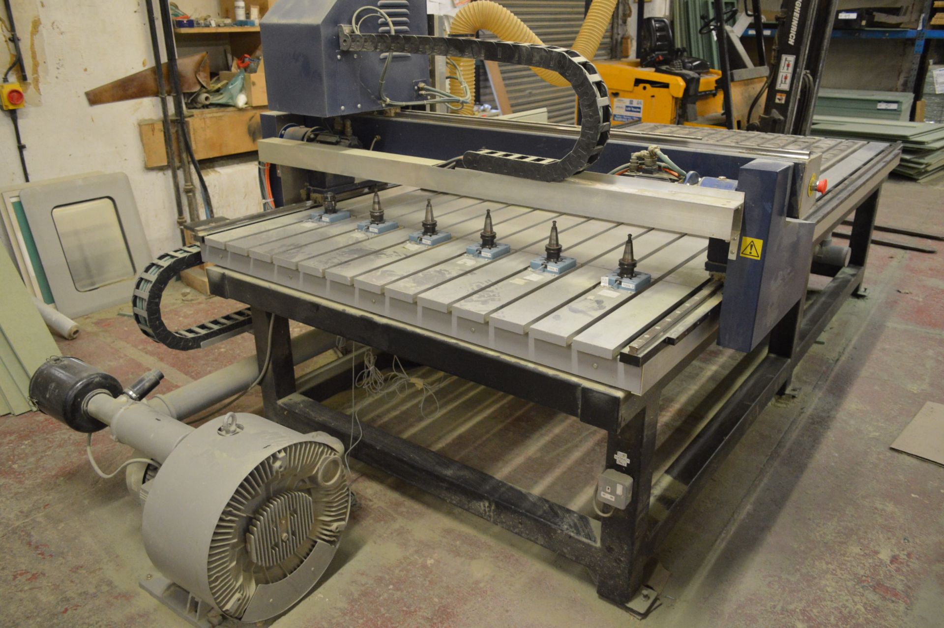 Central CNC1484D CNC ROUTER, serial no. 30/38245GT, with machining table, approx. 2.44m x 1.28m, E. - Image 4 of 8