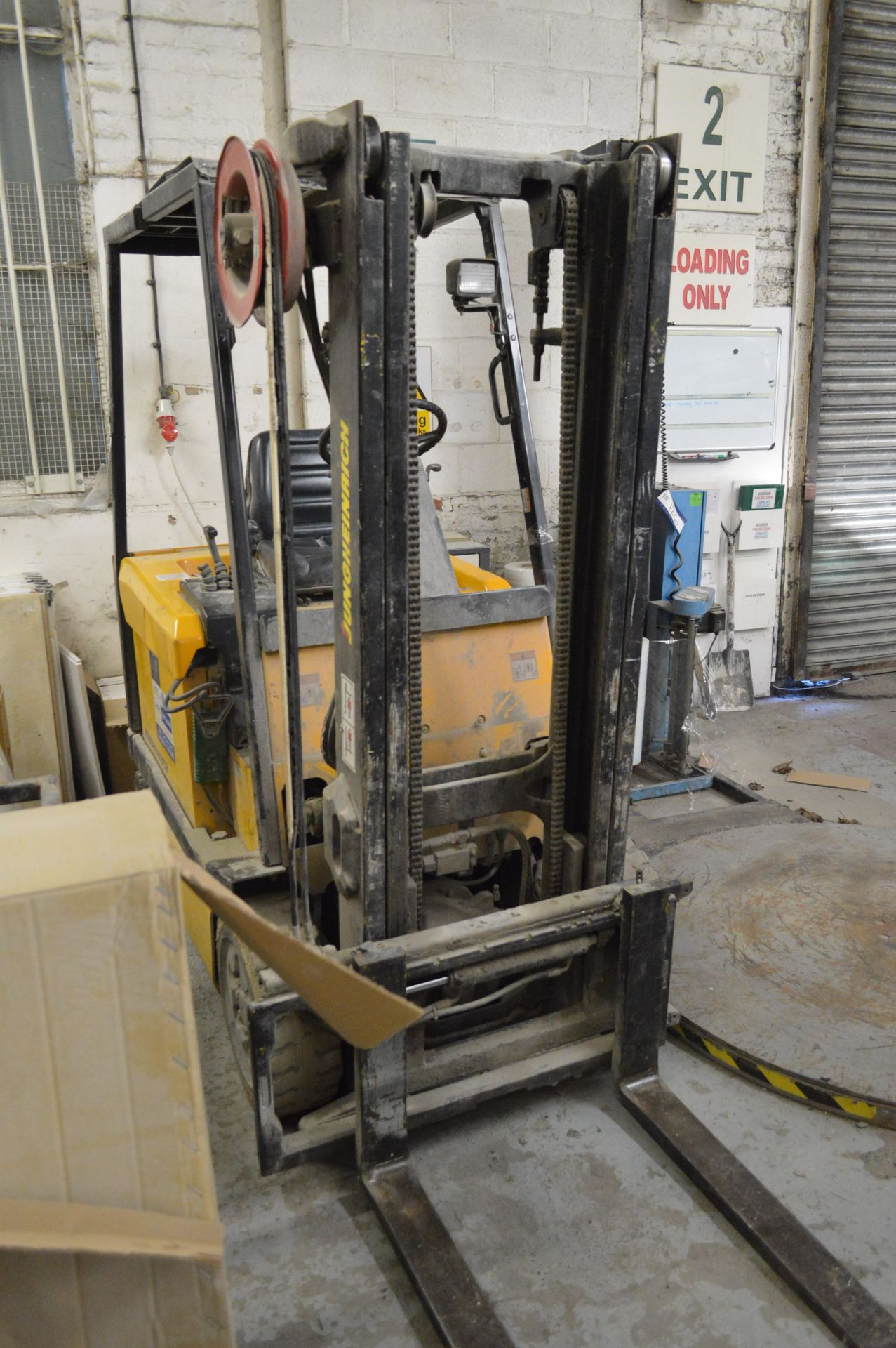 Jungheinrich EFGV20 1920kg cap. BATTERY ELECTRIC FORK LIFT TRUCK, serial no. E108A01912T,