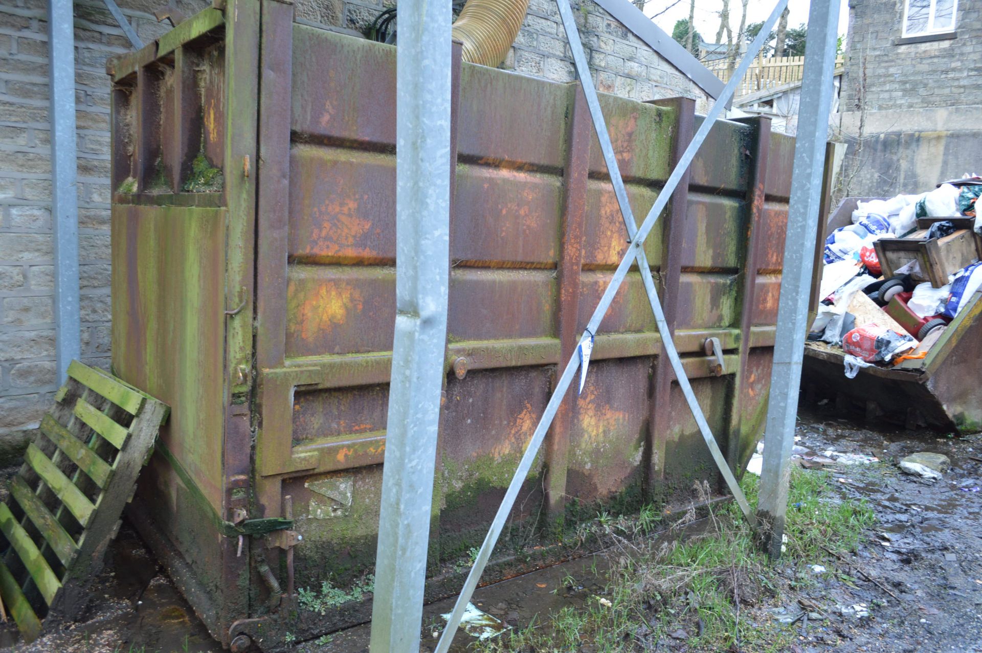 Enclosed Chain Lift Skip, with contents, approx. 3.5m long (lot located at Vale Mill, Micklehurst - Image 2 of 2