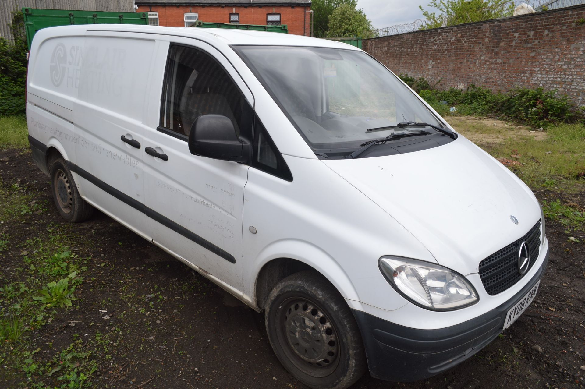 Mercedes VITO 109CDI LONG DIESEL PANEL VAN, registration no. KY08 RXM, date first registered 06/03/ - Image 2 of 7