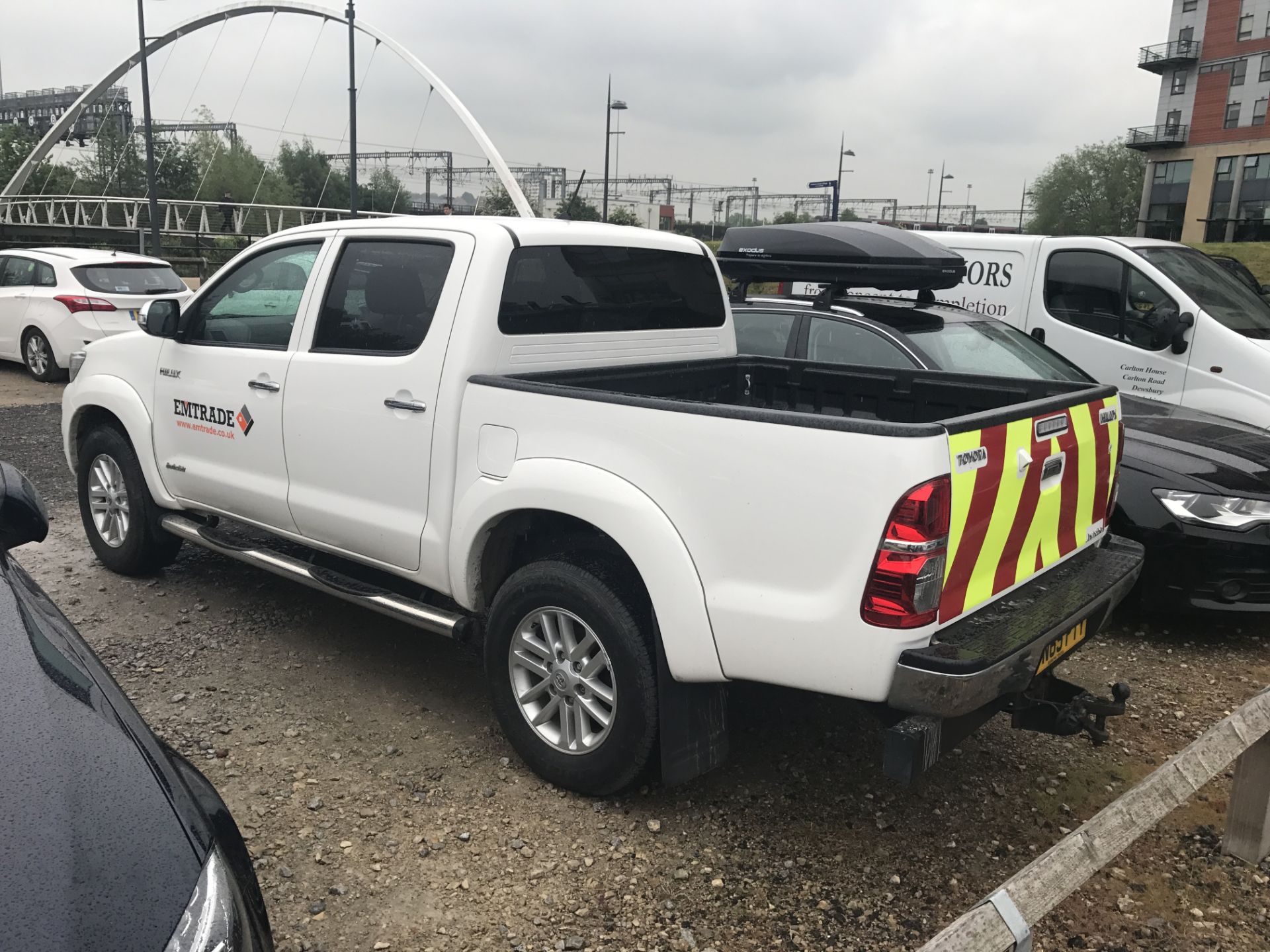 Toyota Hilux Invincible D4 4x4 Pickup Truck, Regis - Image 3 of 10