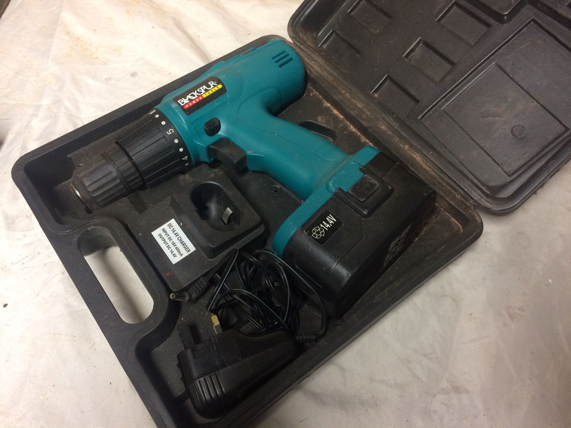 Black Spur 14.4v Cordless Drill c/w Charger & Case