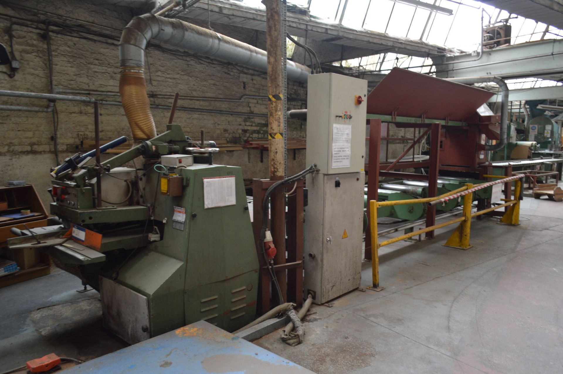 Pinheiro AMA-300A MULTI RIP SAW, serial no. 471, with Wadkin Bursgreen roller table and side - Image 2 of 11