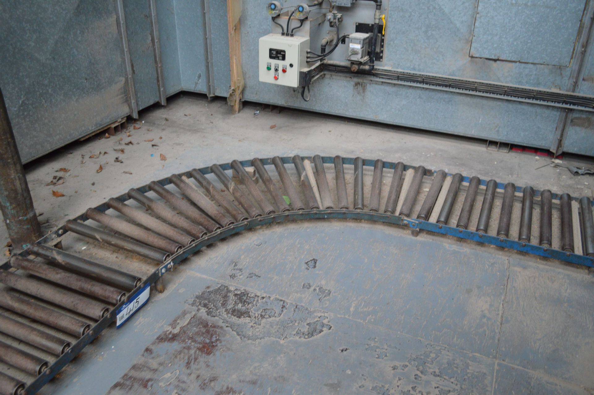 Approx. 11m x 600mm Wide Roller Conveyoring, with radius section - Image 2 of 3