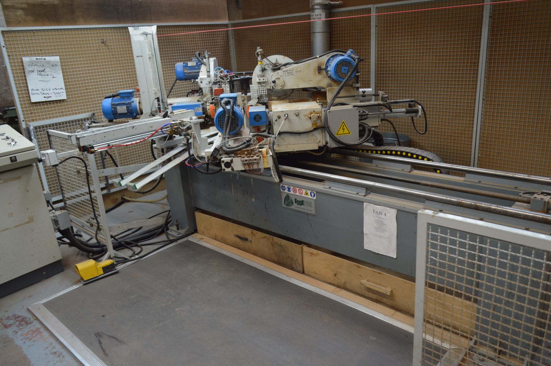 Essepigi RAPID FOUR HEAD MITRE CUTTING & BORING MACHINE, serial no. 22269, year of manufacture 2002,