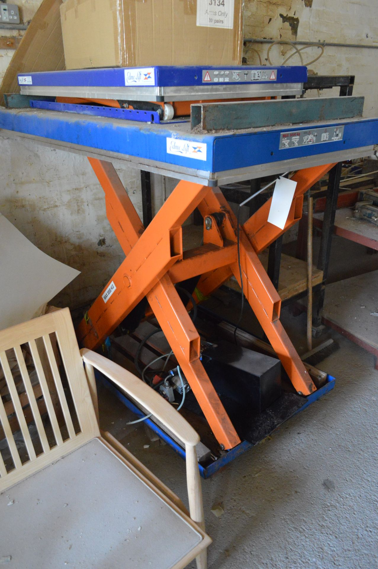 Edmo 3000kg Cap Electro/Hydraulic Scissor Lift Table, 1.7m x 900mm