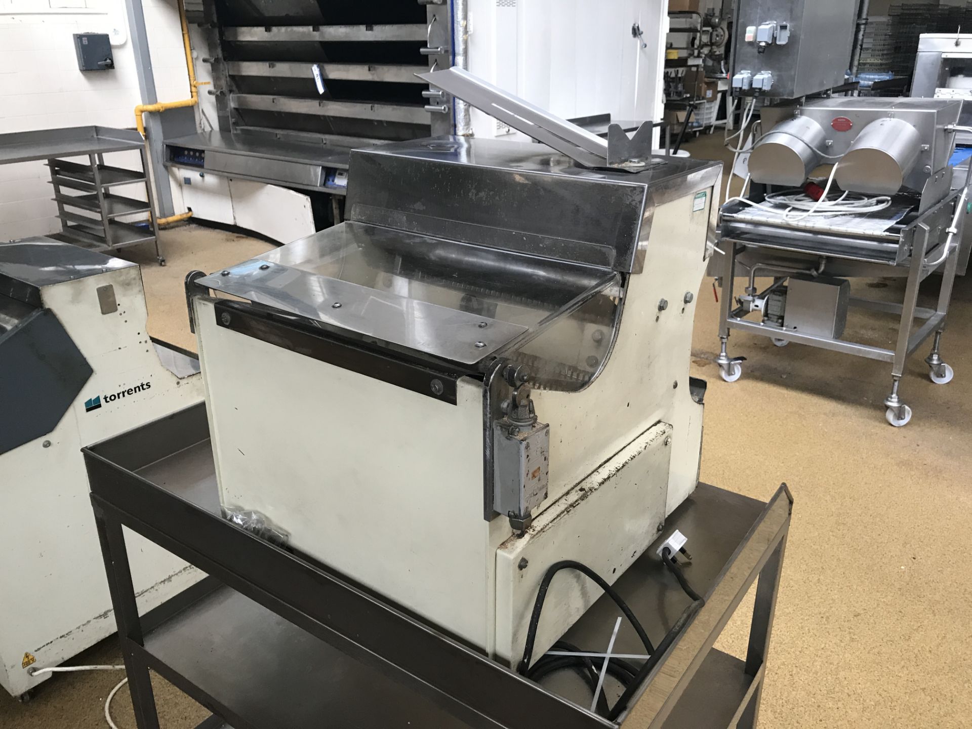 Record Type DT40 Delta Counter Model Bread Slicer, - Image 2 of 3