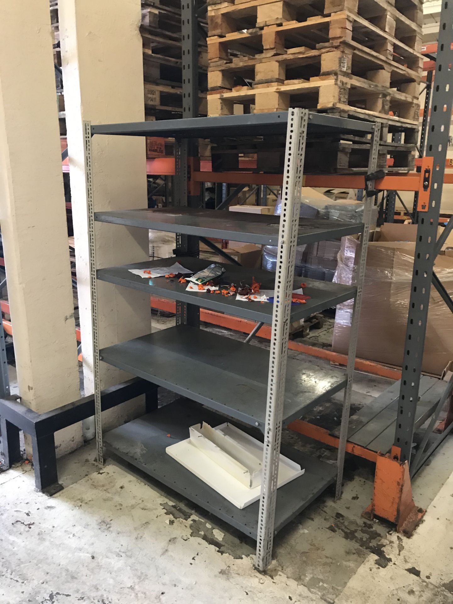 3 Bays of Bolted Steel Shelving (Buyer to Remove) - Bild 2 aus 2