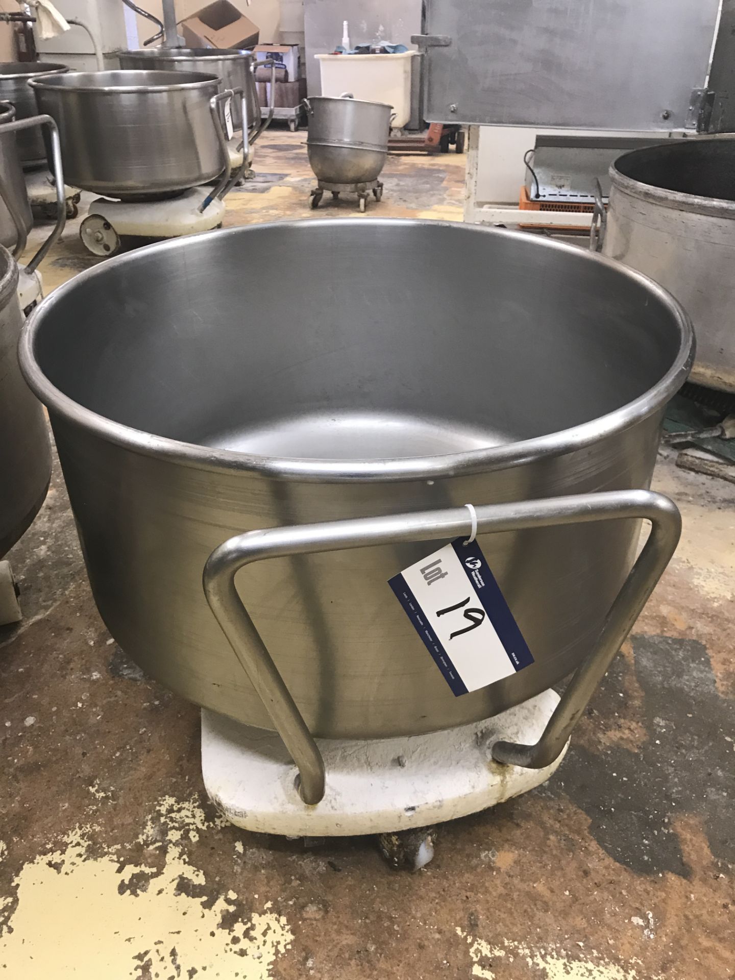 200kg (Dough) Stainless Steel Mixing Bowl & Trolle