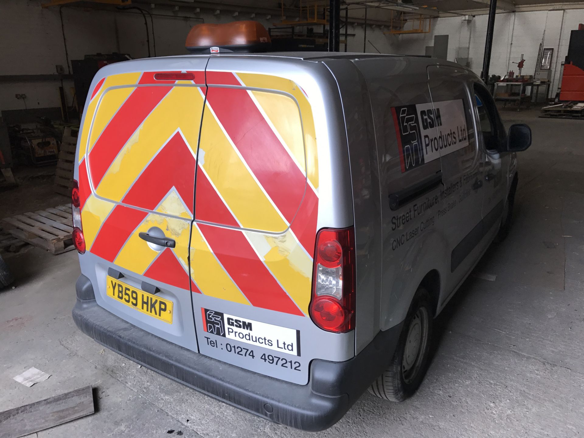 Peugeot Partner Diesel Van, Registration Number: Y - Image 3 of 9