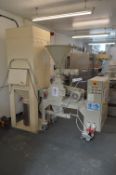 Hosokowa VP-1 FINE GRINDING MILL serial no. 85.1034, with 4kW electric motor and DCE collection unit