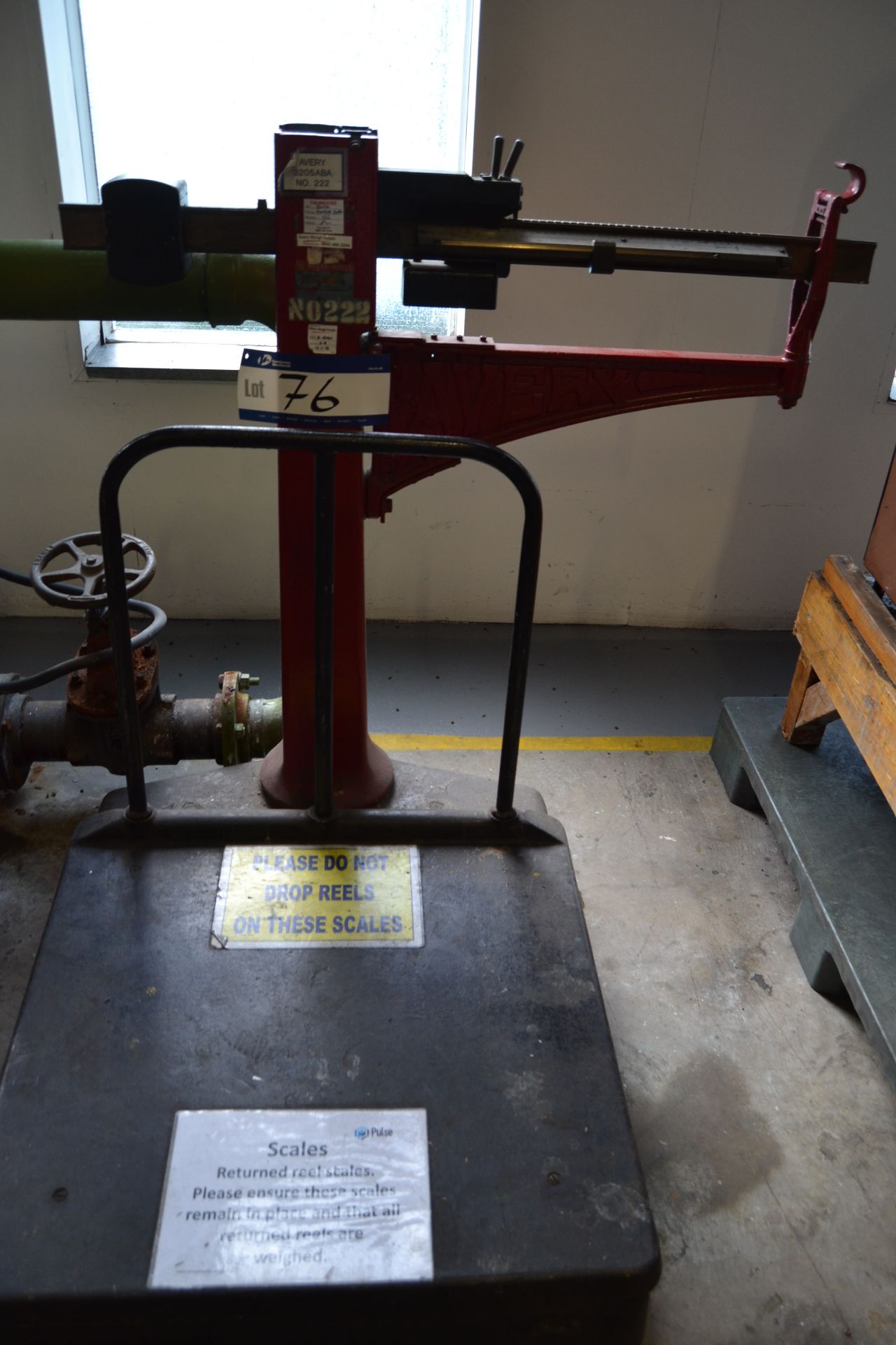 Avery Sliding Headstock Weighing Machine