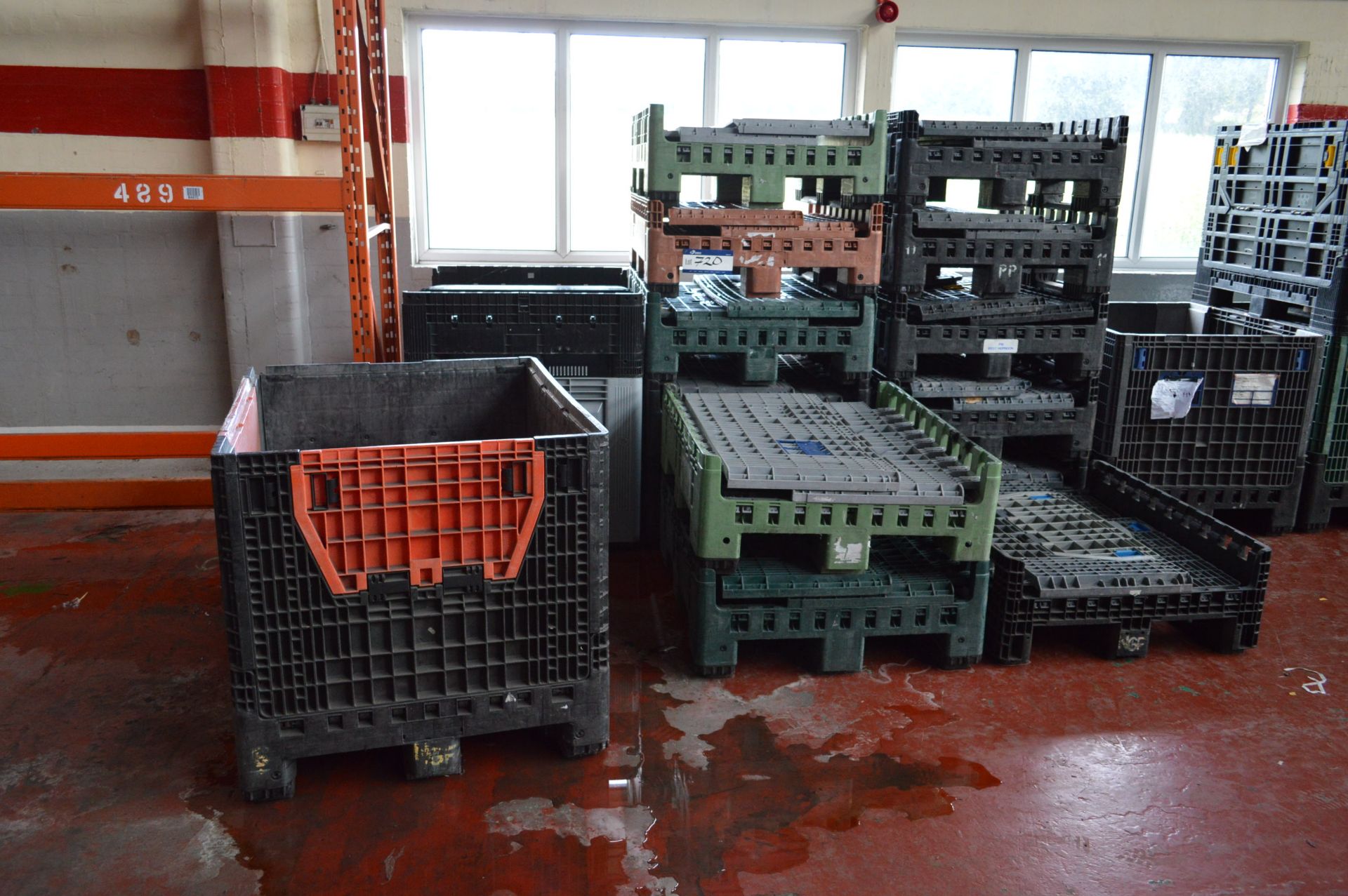 16 Collapsible Box Pallets