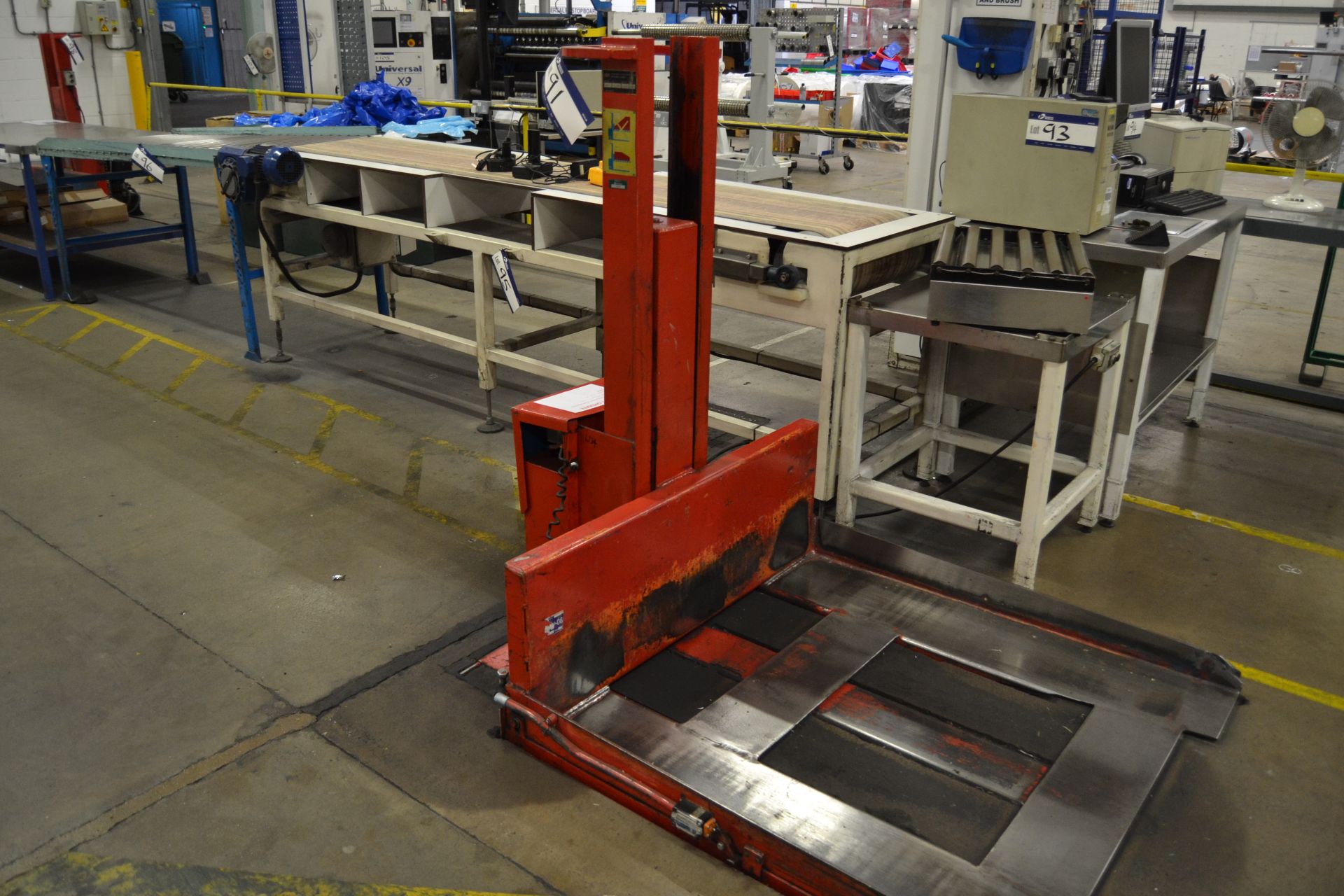 Translift TSL9-1000 Floor Mounted Hydraulic Lift,