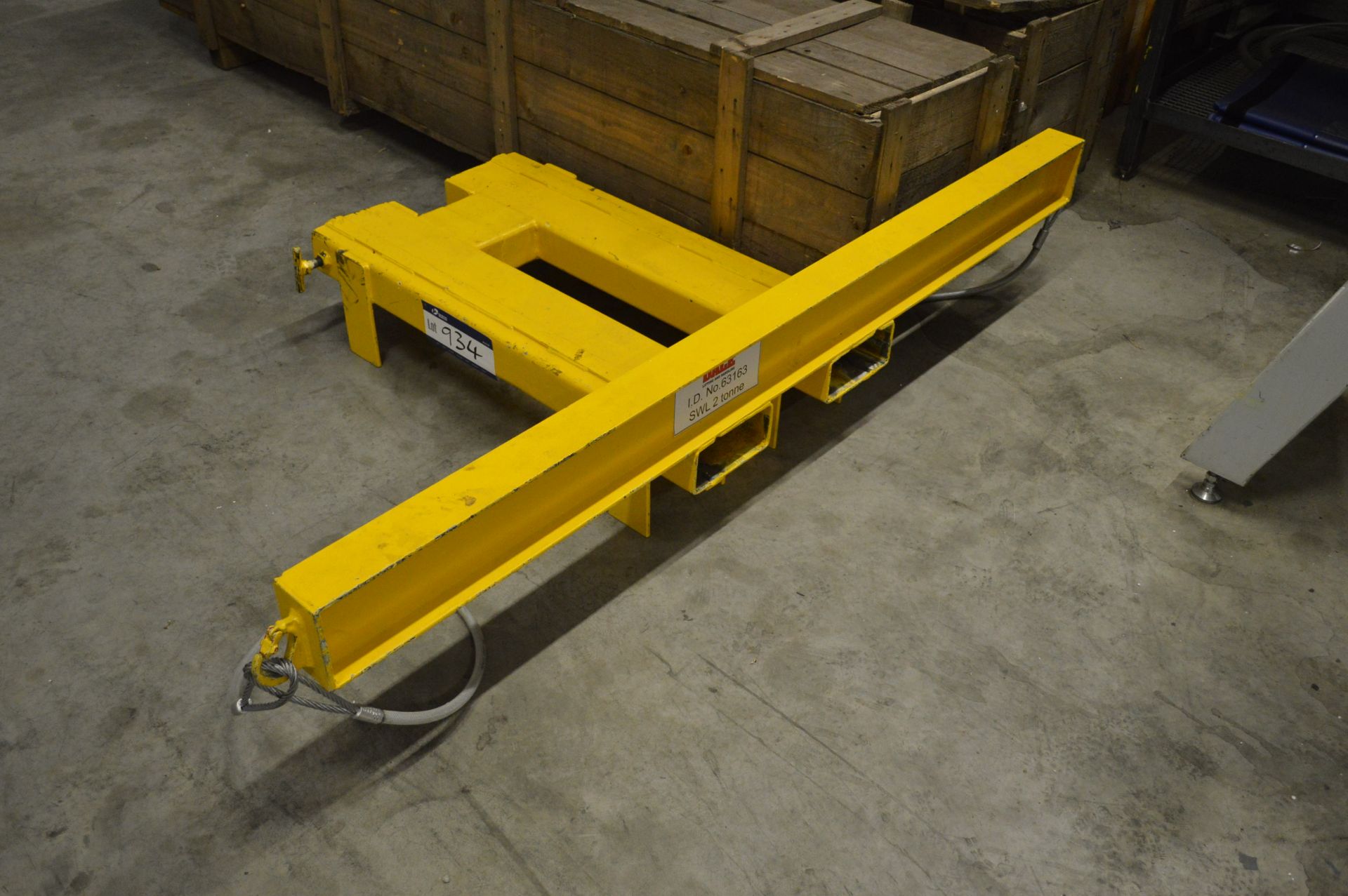 Dale Fork Lift Truck Spreader Bar Attachment, ID n