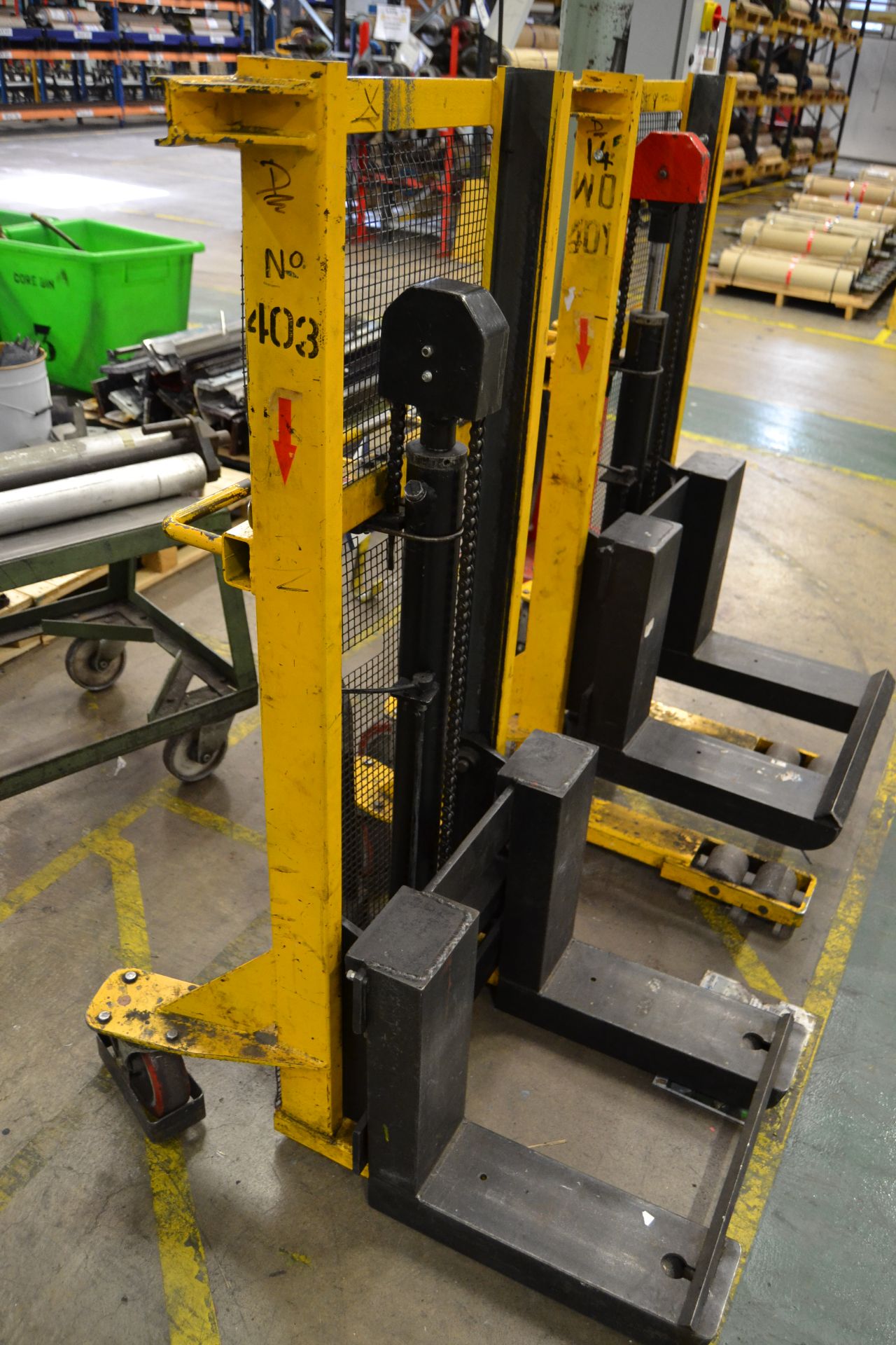 Sherpa 440 Manual Hydraulic Lift Truck, serial no.