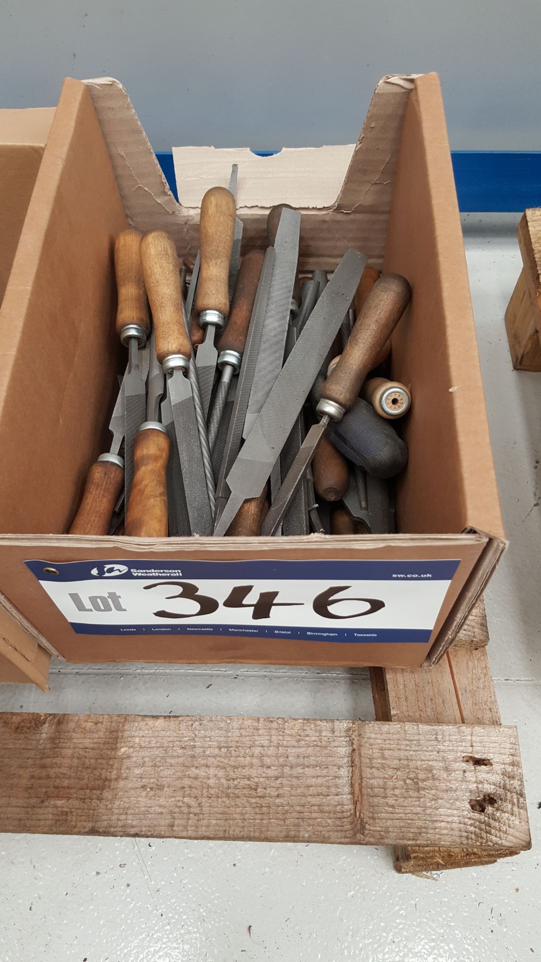 Quantity of Hand Files in Box