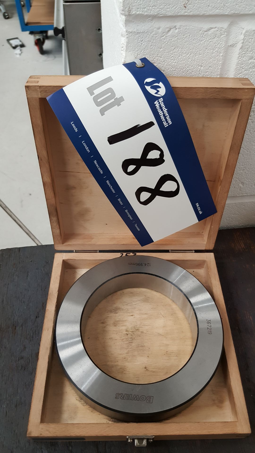 Bowers Setting Ring, 124.996mm Serial Number: 3672