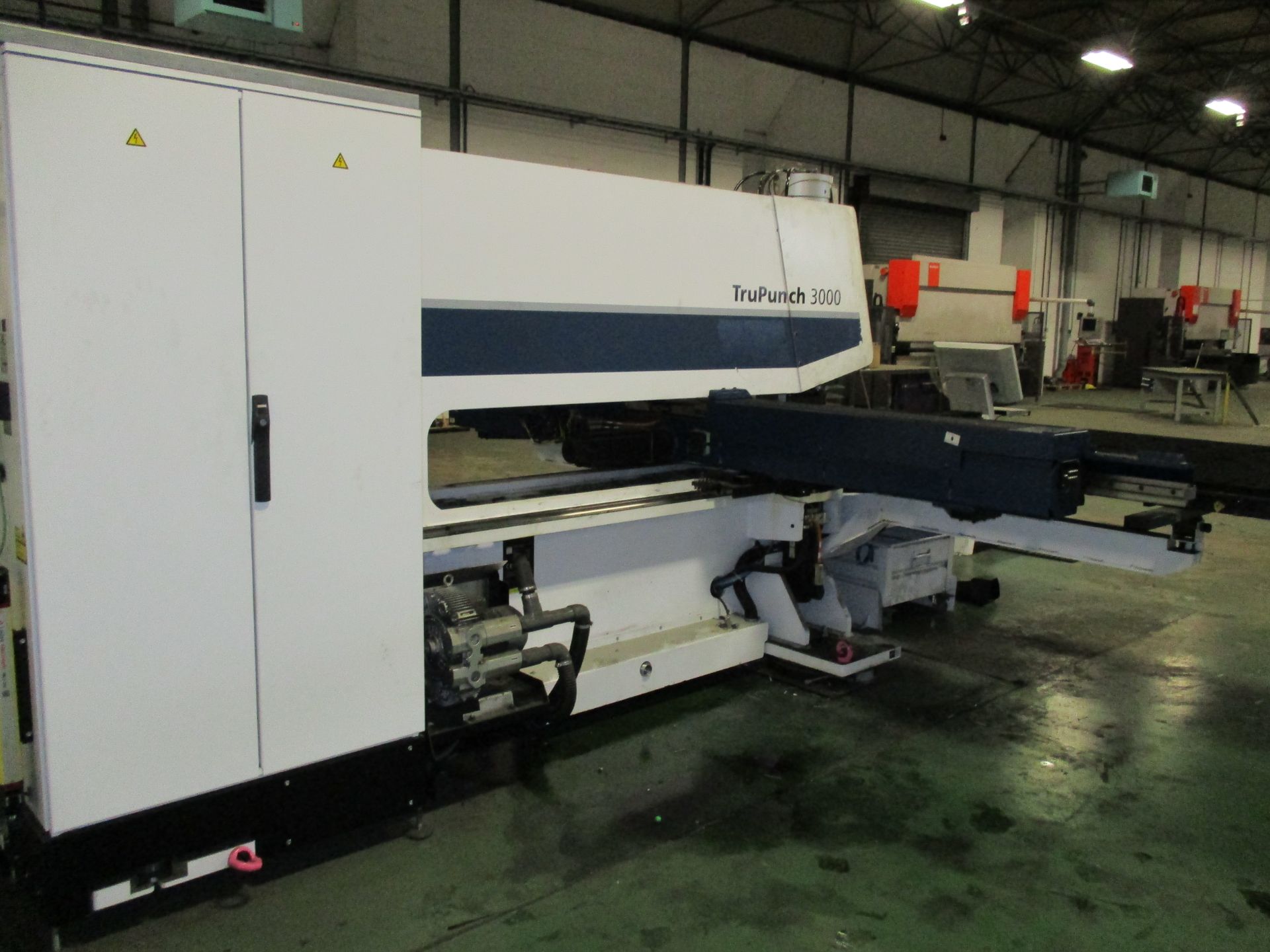 Trumpf TruPunch 3000 Type S11 Universal CNC Punching Machine, serial no. A0035A0229, year of - Image 7 of 24