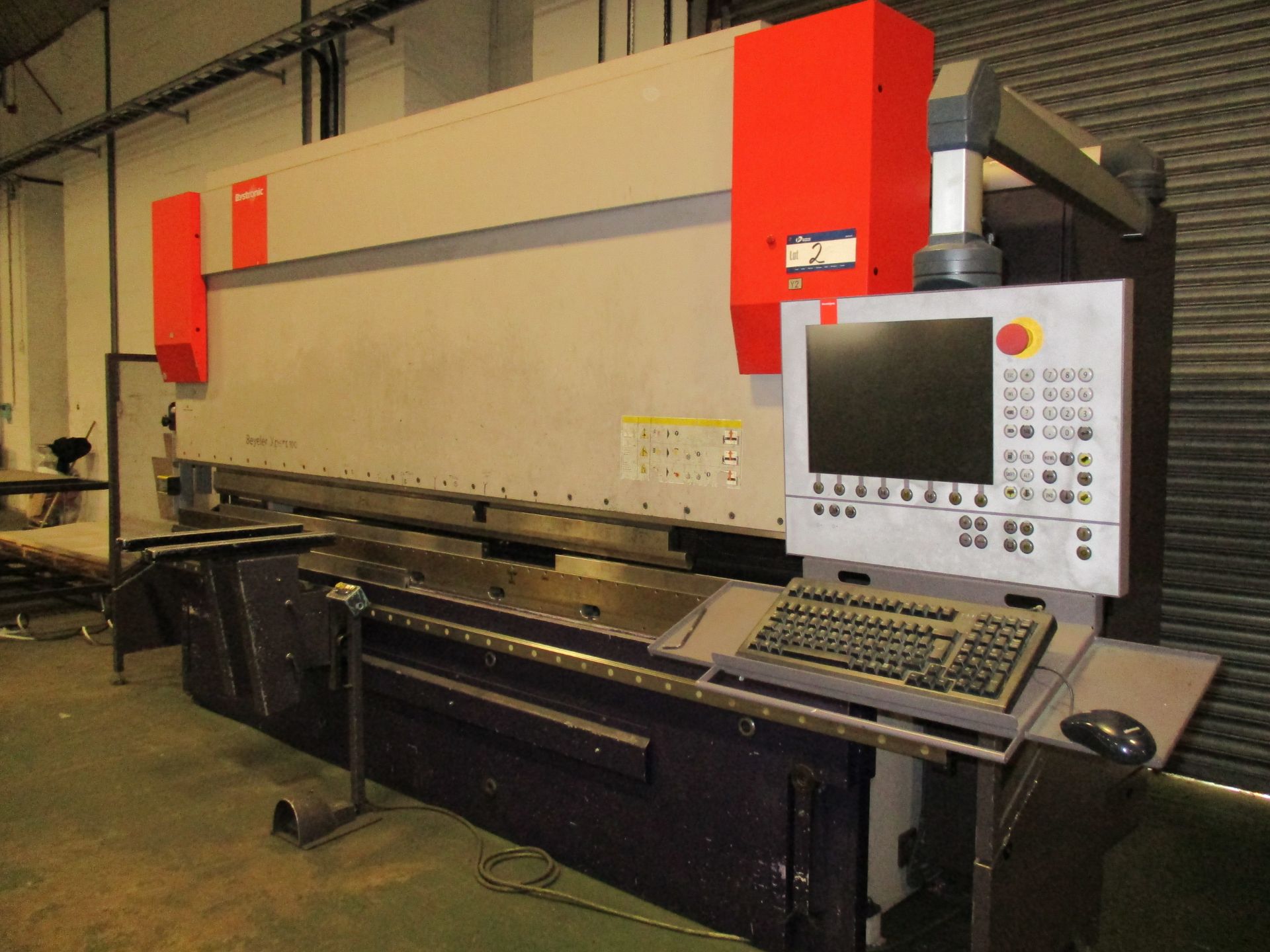Bystronic Beyeler Xpert 100 x 4100 CNC Press Brake, serial no. 10520014, year of manufacture 2010, - Image 2 of 5