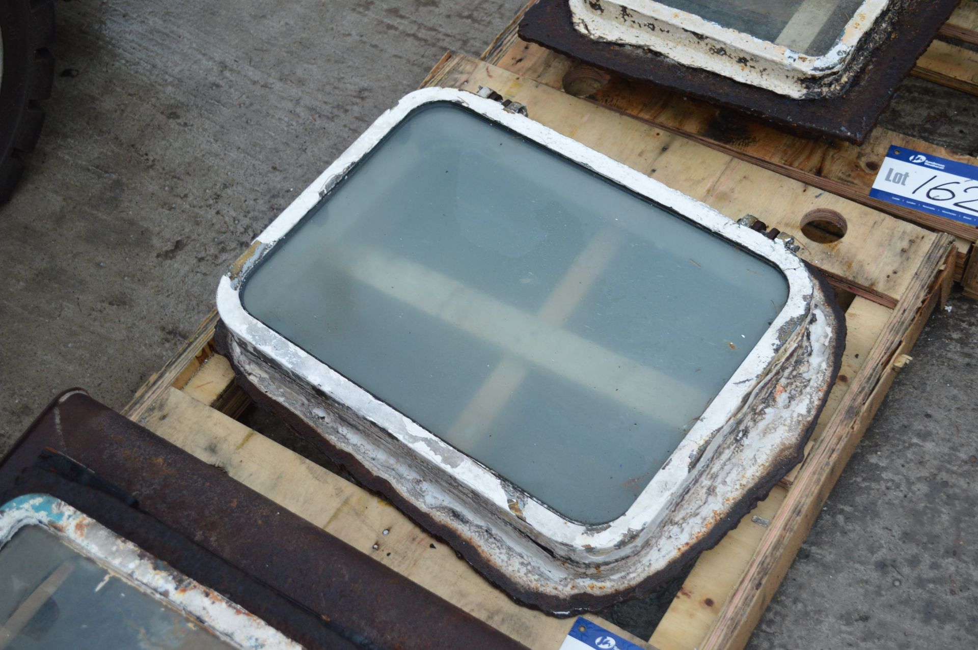 Ships Window & Frame, 560mm x 400mm (Note VAT is n