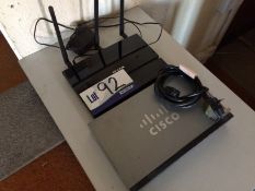 TP-Link TD-W9980 Router with Cisco SF100-16 16-Por