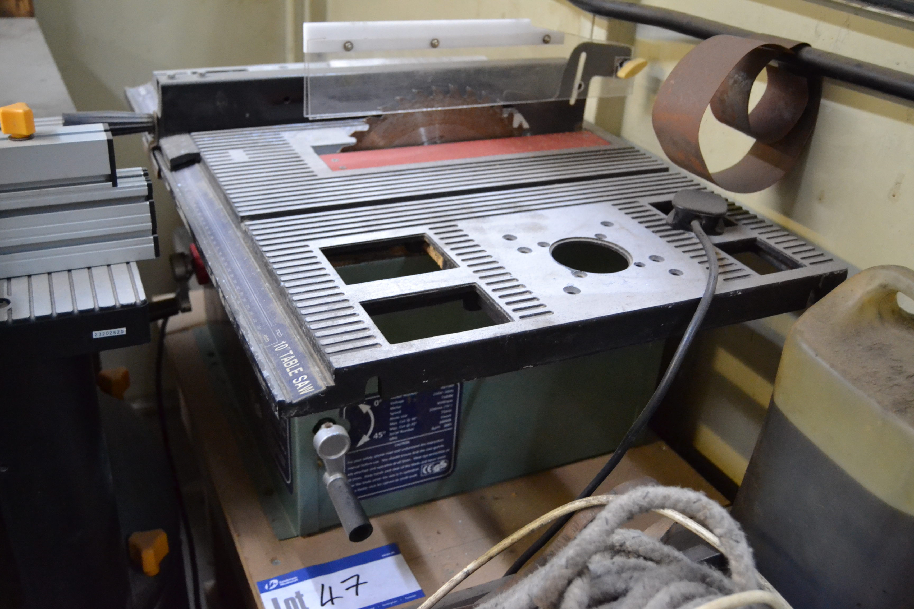 NuTool Model HS1500 Table Saw