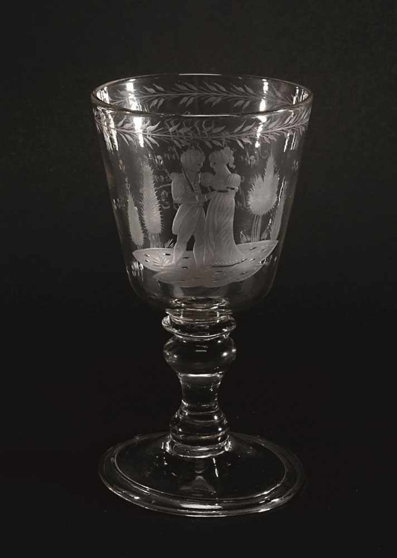 Pokal Datiert 1825 Farbloses, leicht graustichiges Glas. Konische Kuppa auf Balusterschaft und