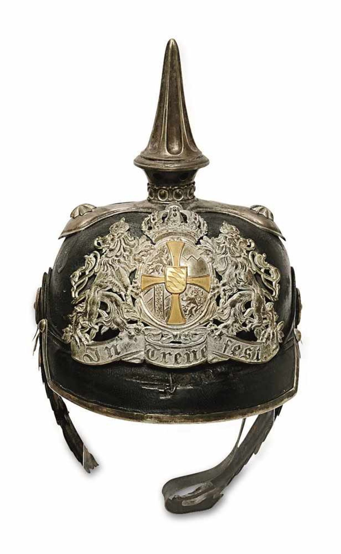 Pickelhaube Bayern, 19./20. Jh. Geschwärztes Leder mit rot und grün hinterlegtem Augen- und